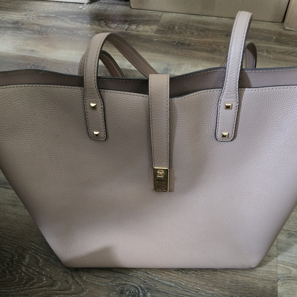 Michael Kors Pebbled Leather Tote in Dusty Mauve with Gold Hardware